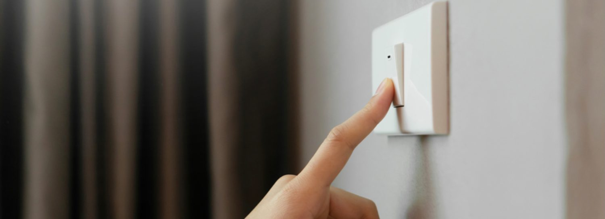 Melhor interruptor de luz HomeKit - interruptor de relé EVVR na parede