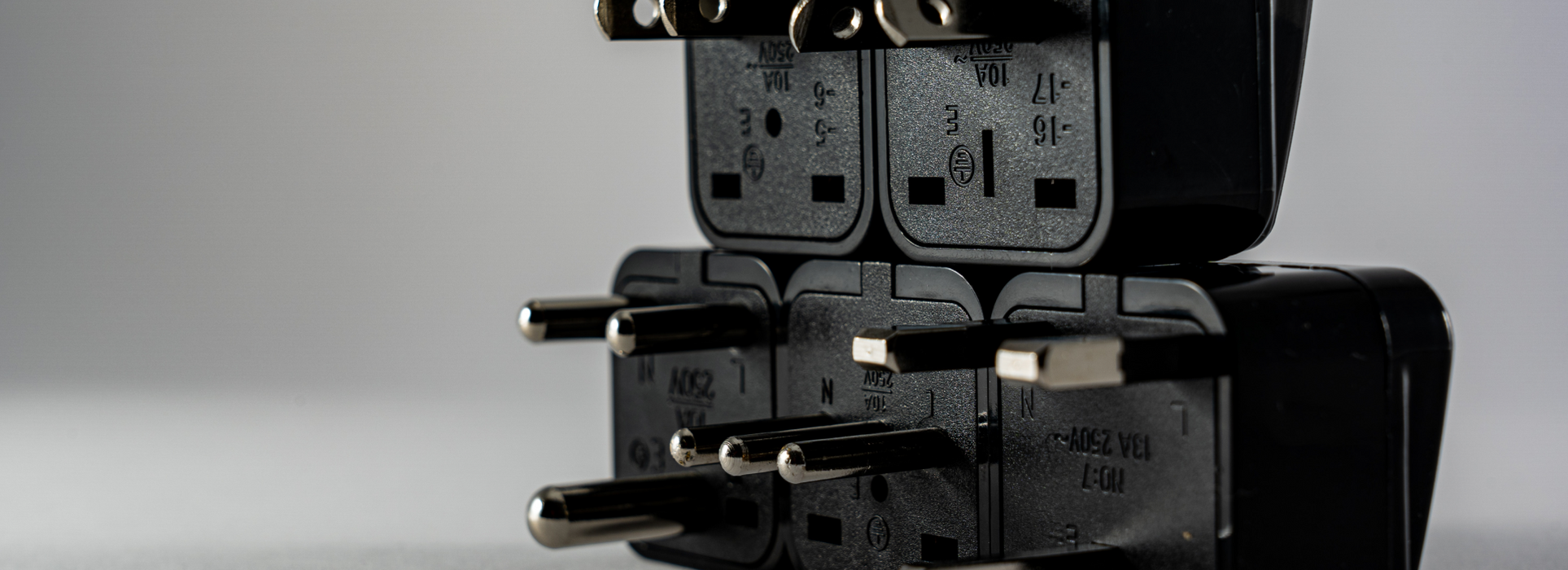 Smart Plug vs. Smart Switch? Best Smart Switches and Plugs in 2022